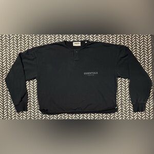 ESSENTIALS FEAR OF GOD Henley Cropped Long Sleeve in Vintage/Washed Black SZ XS
